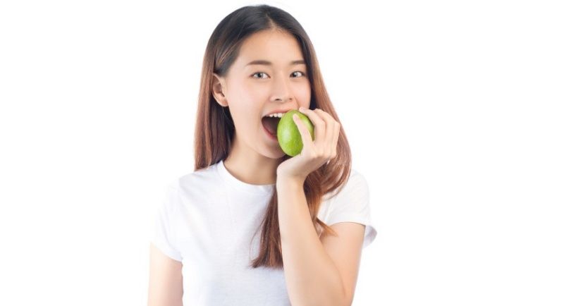 Bọc răng sứ giúp đảm khả năng ăn nhai